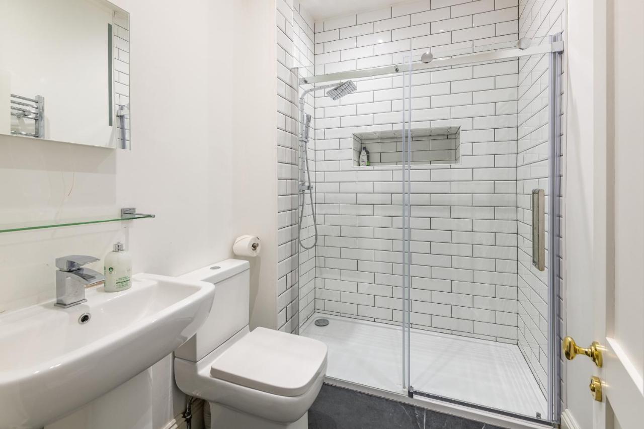 Georgian 2 Bed Apartment With 3 Bathrooms And Parking Exteriér fotografie